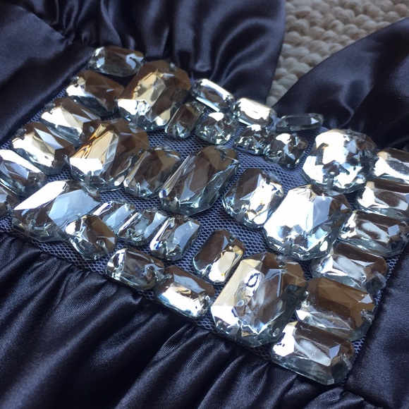 Cache Cocktail Dress - Picture 3 of 6